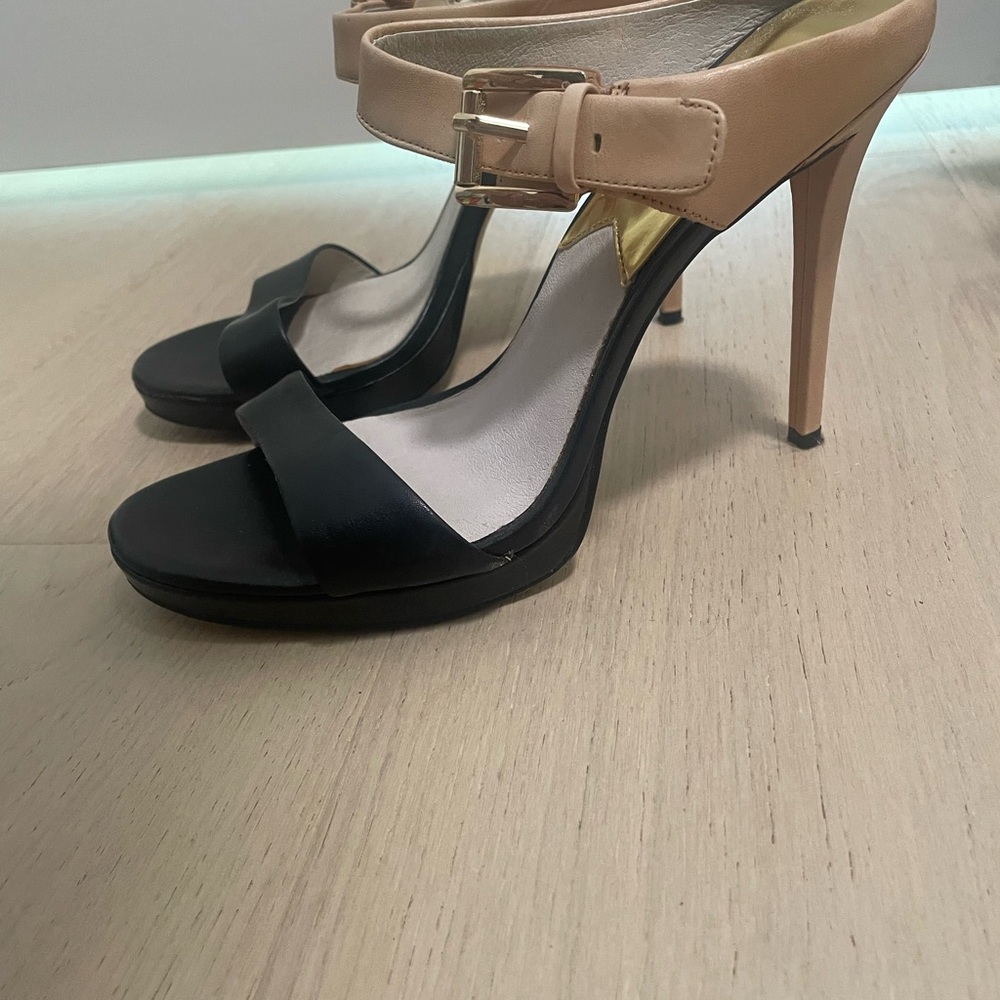 Michael Kors Black and Tan Heels